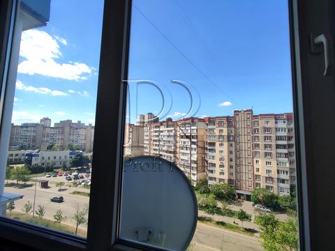 квартира за адресою Каштанова вул., 8