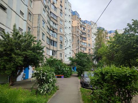 квартира за адресою Каштанова вул., 8