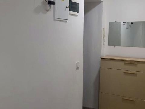 квартира за адресою Салютна вул., 20