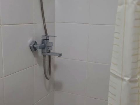 квартира за адресою Салютна вул., 20