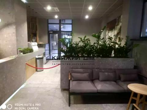 комерційна за адресою Євгена Коновальця вул. (Щорса), 36д