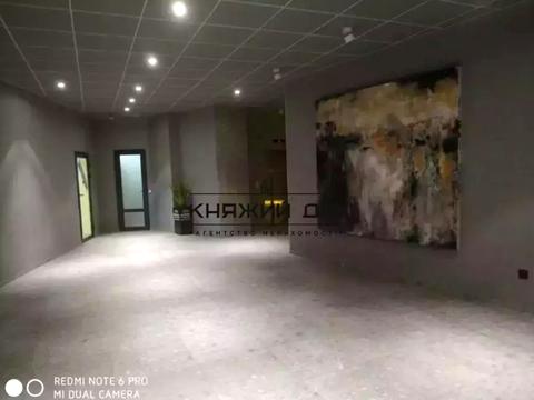 комерційна за адресою Євгена Коновальця вул. (Щорса), 36д