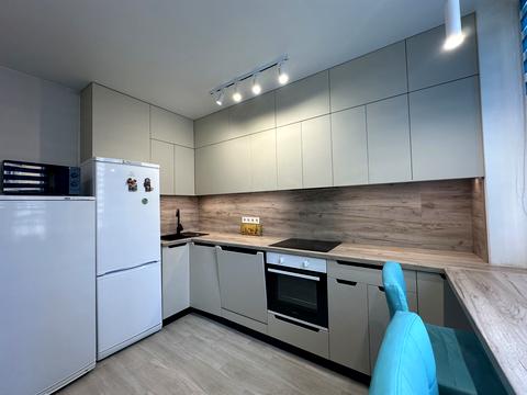 квартира по адресу Александровская ул., 3