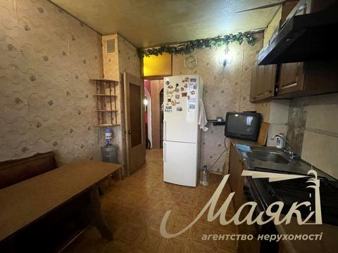 квартира за адресою Стародніпровська вул., 1