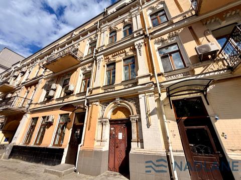 квартира за адресою Верхній Вал вул., 62