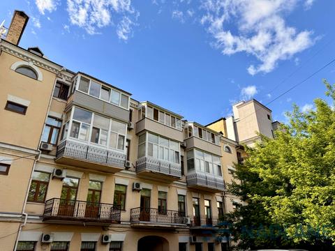 квартира за адресою Верхній Вал вул., 62