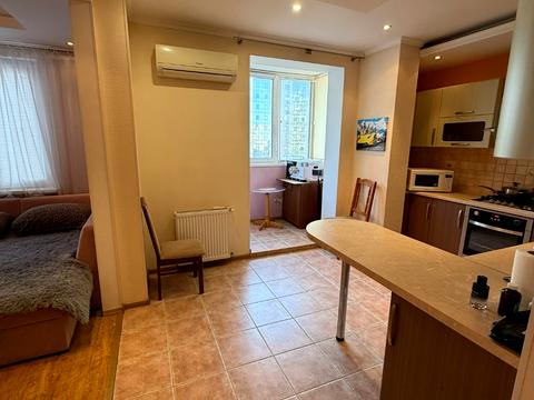квартира за адресою Академіка Сахарова вул., 36