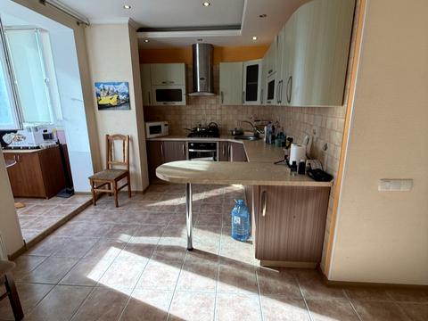 квартира за адресою Академіка Сахарова вул., 36