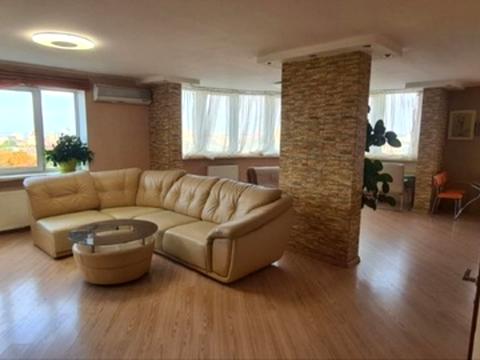 квартира за адресою Сергія Подолинського вул. (Благоєва), 7