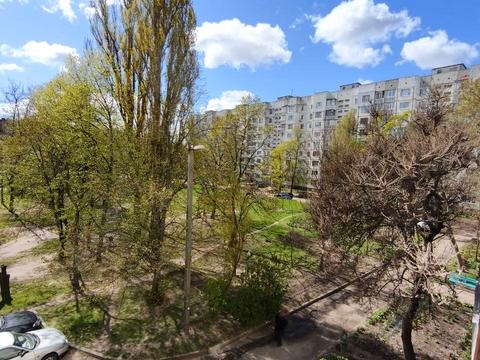 квартира за адресою Всіхсвятська вул. (50 років СРСР), 8