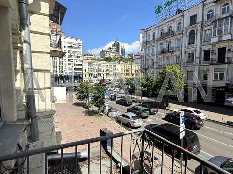 коммерческая по адресу Шота Руставели ул., 4
