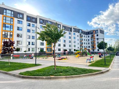 квартира за адресою Райдужна вул., 102