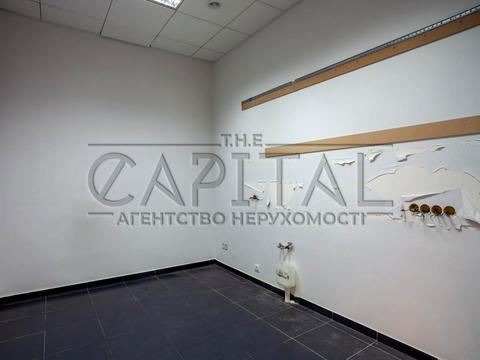 комерційна за адресою Новокостянтинівська вул., 7