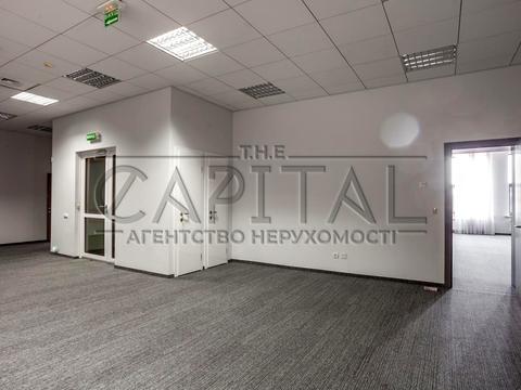 комерційна за адресою Новокостянтинівська вул., 7