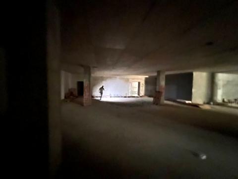 комерційна за адресою Володимира Івасюка вул., 7