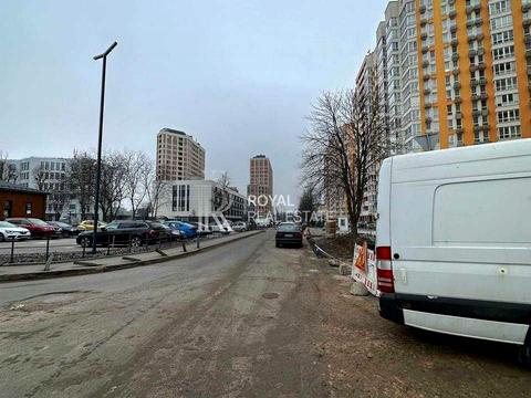 коммерческая по адресу Олеся Бердника ул., 1