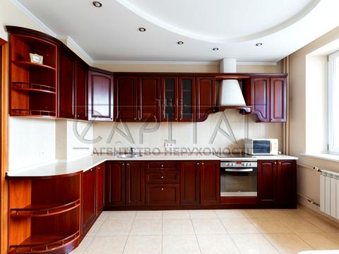 квартира по адресу Миколы Бажана просп., 10