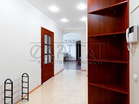 квартира по адресу Миколы Бажана просп., 10