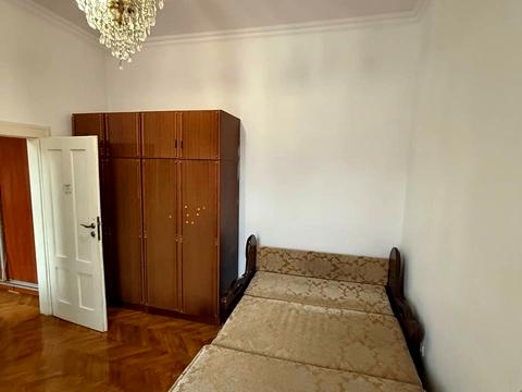 квартира за адресою Пекарська вул., 17