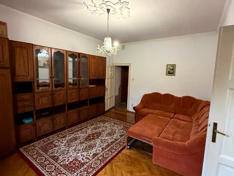 квартира за адресою Пекарська вул., 17