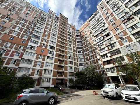квартира за адресою Володимира Івасюка просп. (Героїв Сталінграду), 60