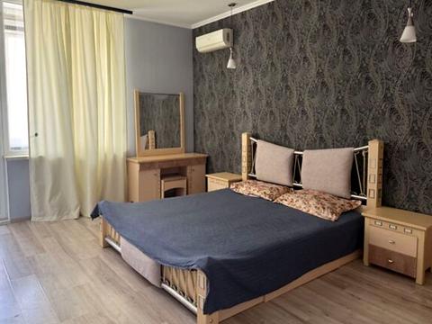 квартира за адресою Літературна вул., 12а, к.1