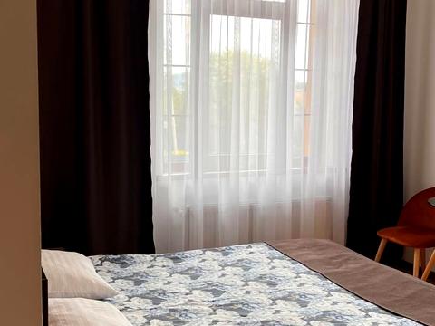 комерційна за адресою головна, 8