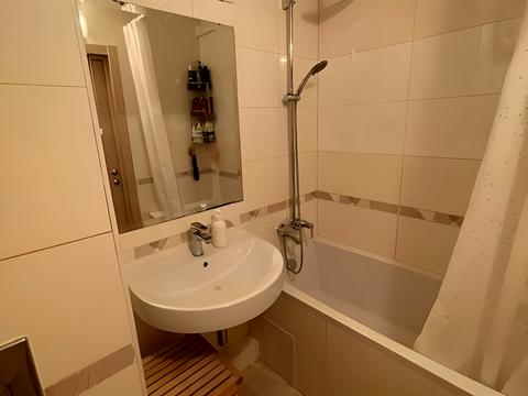квартира за адресою Зодчих вул., 34