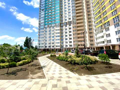 квартира за адресою Академіка Заболотного вул., 15-Е