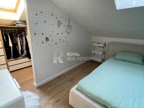 квартира за адресою Шота Руставелі вул., 4