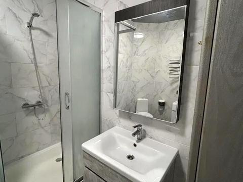 квартира за адресою Джона Ленона вул., 41