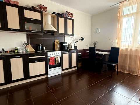 квартира за адресою Воскресенська, 12 в