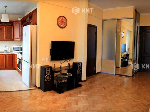 квартира за адресою Воскресенська вул., 27
