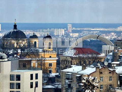 комерційна за адресою Паторжинського вул., 14