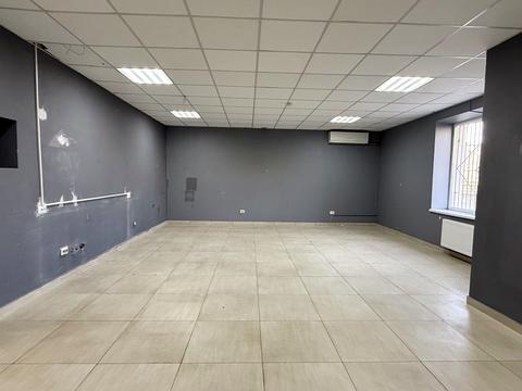 коммерческая по адресу Лісогринівецька ул., 16/2