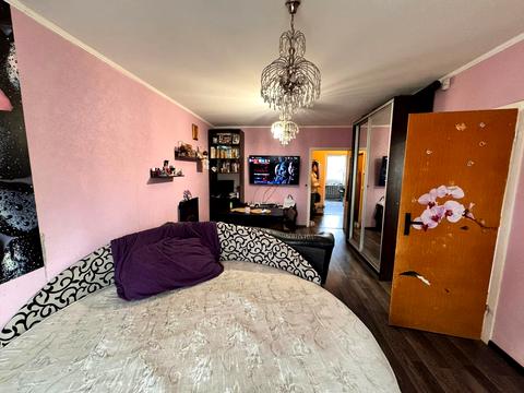 квартира за адресою Тролейбусна вул., 8