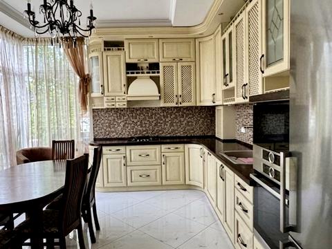 будинок за адресою Зарічна вул., 6