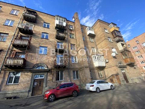 квартира по адресу Генерала Алмазова ул. (Кутузова), 1