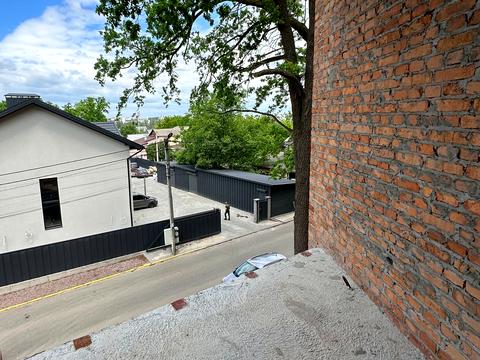 квартира за адресою Щаслива вул., 1