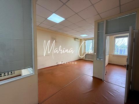 комерційна за адресою Робоча вул., 23В