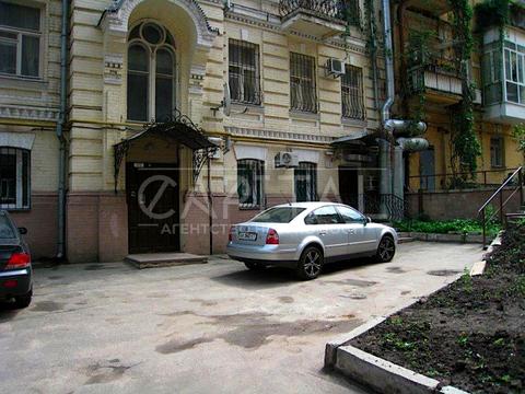 комерційна за адресою Івана Франка вул., 13