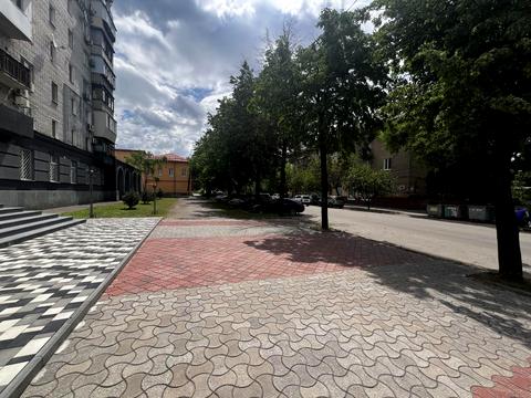 комерційна за адресою Олександрівська вул. (Дзержинського), 54