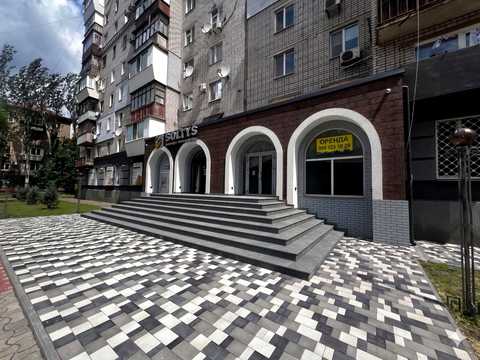 комерційна за адресою Олександрівська вул. (Дзержинського), 54