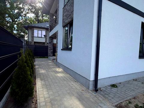 будинок за адресою Академіка Ромоданова вул. (Льва Толстого), 3