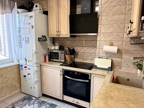 квартира за адресою Євгена Чикаленка вул., 75