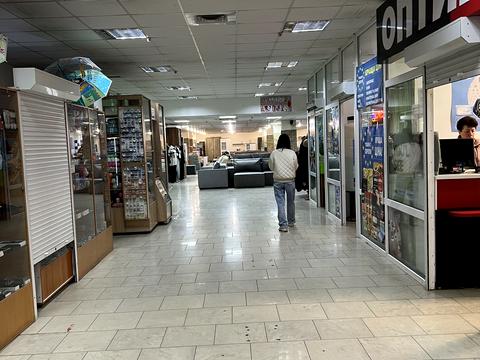 комерційна за адресою Івана Авраменка вул. (Корнійчука), 21