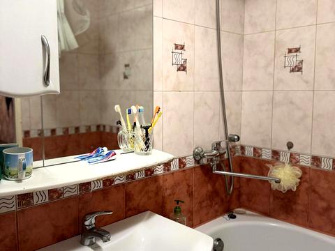 квартира за адресою Метробудівська вул., 4
