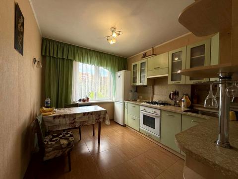 квартира за адресою Метробудівська вул., 4
