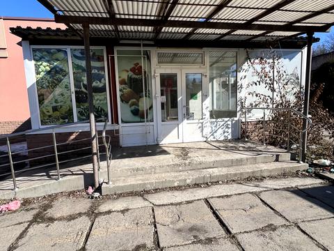 комерційна за адресою Андрія Божка вул. (Доватора), 27
