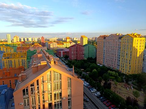 квартира по адресу Киев, Регенераторная ул., 4 к9